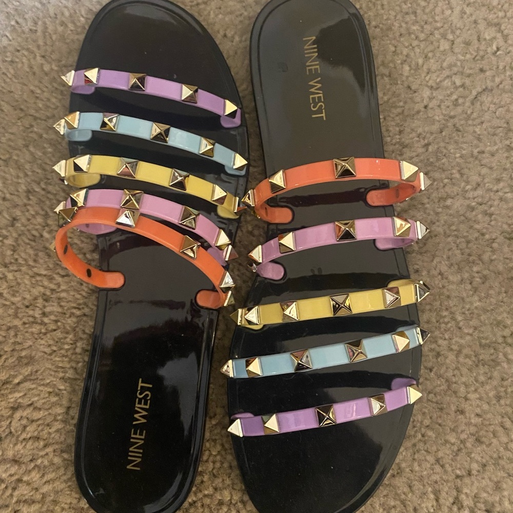 NINE WEST COLORFUL SANDALS. BRAND NEW.